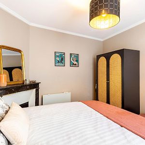Kamer met een Queen Size Bed